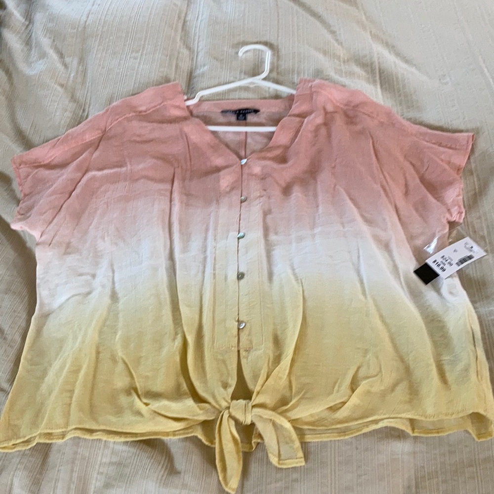 Cute cool top! NWT
